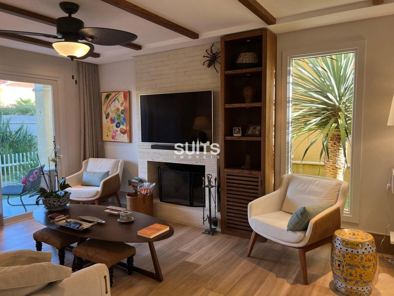 Lindo sobrado à venda no condomínio Villas Resort: 7ª foto da galeria de imagens do imóvel