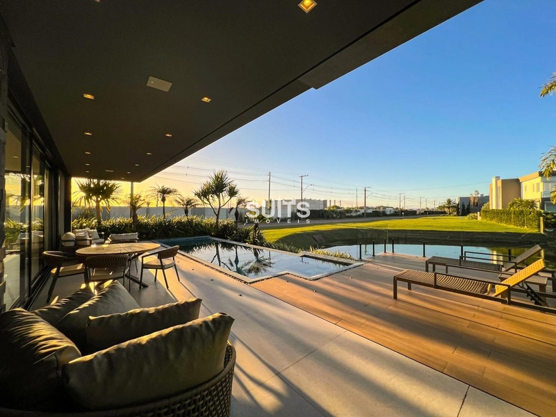 Linda casa de alto padrão no condomínio Sense: 45ª foto da galeria de imagens do imóvel