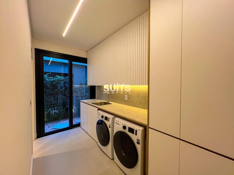 Linda casa de alto padrão no condomínio Sense: 43ª foto da galeria de imagens do imóvel