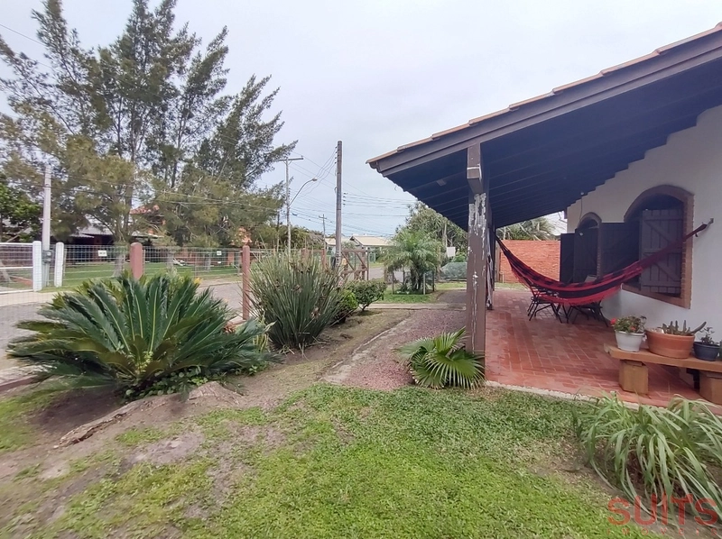 Ótima casa à venda na praia de Atlântida: 4ª foto da galeria de imagens do imóvel
