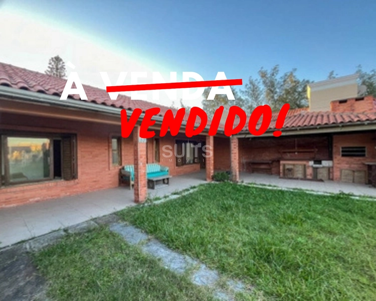 Excelente casa à venda no Centro de Xangri-lá: 1ª foto da galeria de imagens do imóvel