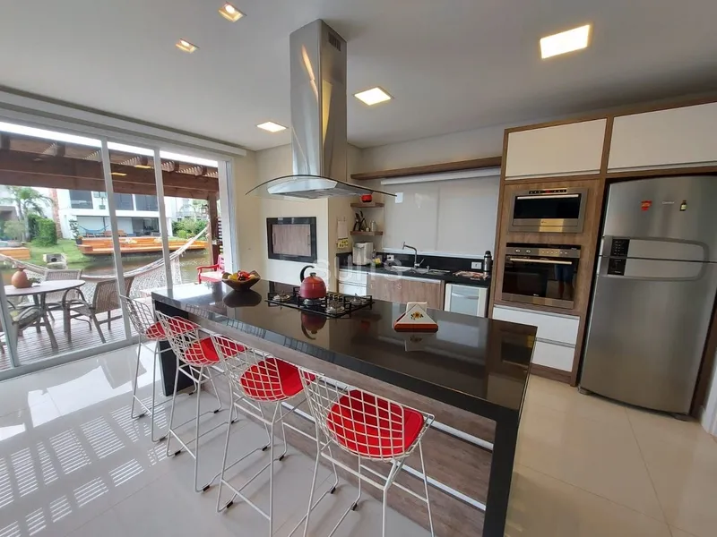 Excelente sobrado beira lago no condomínio Malibu: 14ª foto da galeria de imagens do imóvel