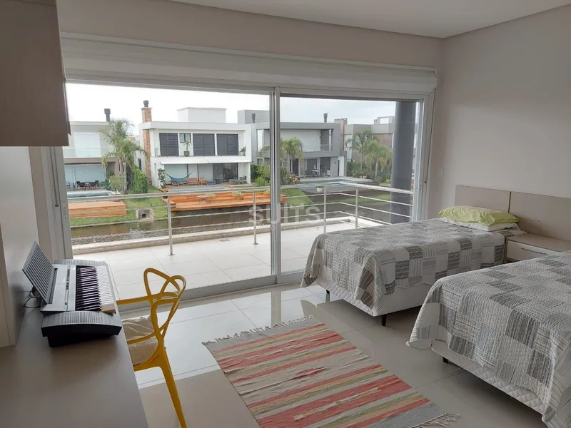 Excelente sobrado beira lago no condomínio Malibu: 23ª foto da galeria de imagens do imóvel