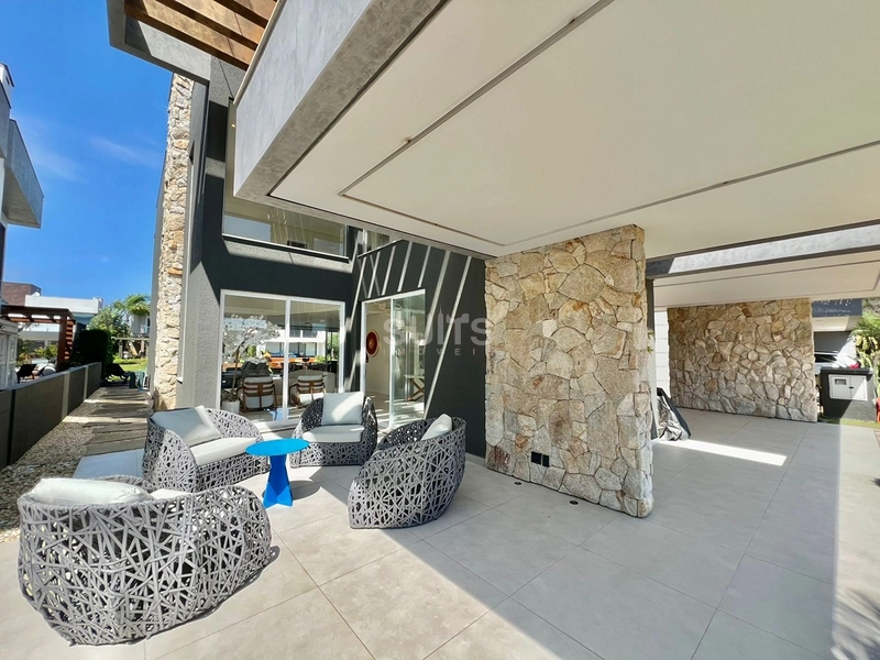 Excelente sobrado beira lago no condomínio Malibu: 8ª foto da galeria de imagens do imóvel