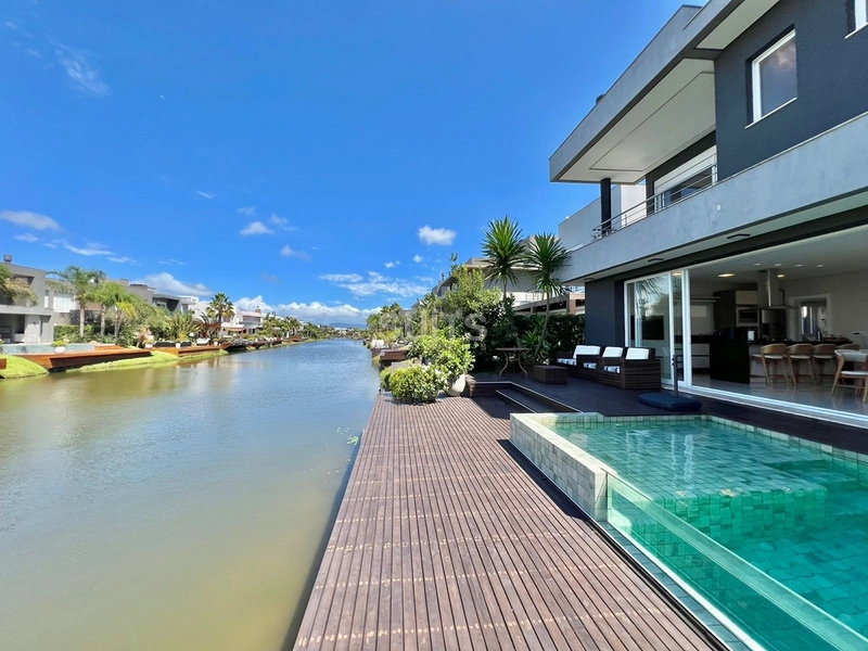 Excelente sobrado beira lago no condomínio Malibu: 21ª foto da galeria de imagens do imóvel