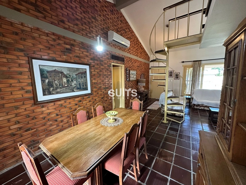 EXCELENTE CASA COM DOIS TERRENOS: 15ª foto da galeria de imagens do imóvel