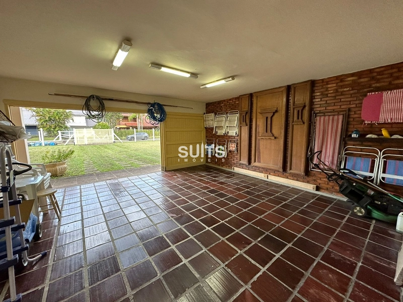 EXCELENTE CASA COM DOIS TERRENOS: 19ª foto da galeria de imagens do imóvel