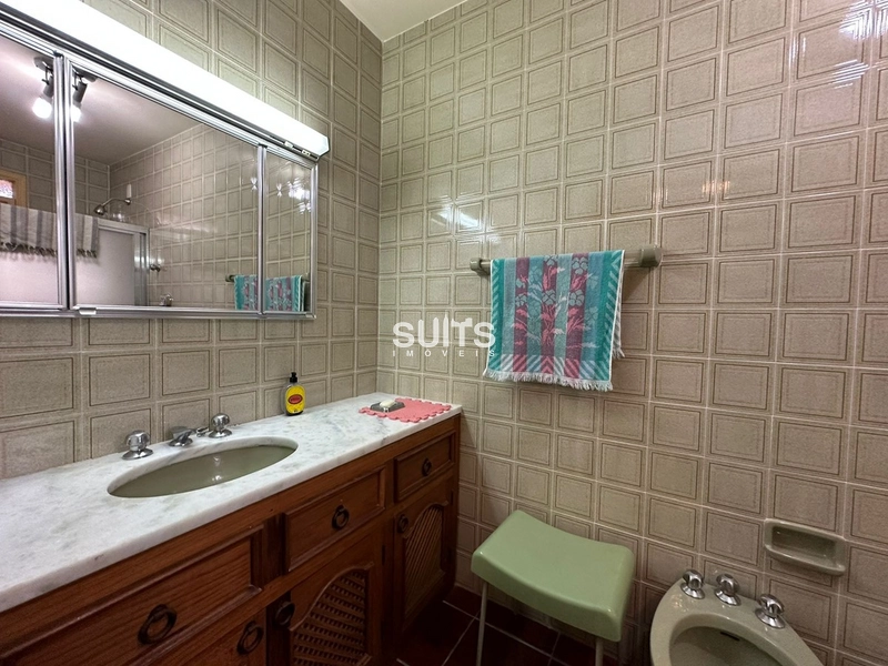 EXCELENTE CASA COM DOIS TERRENOS: 30ª foto da galeria de imagens do imóvel