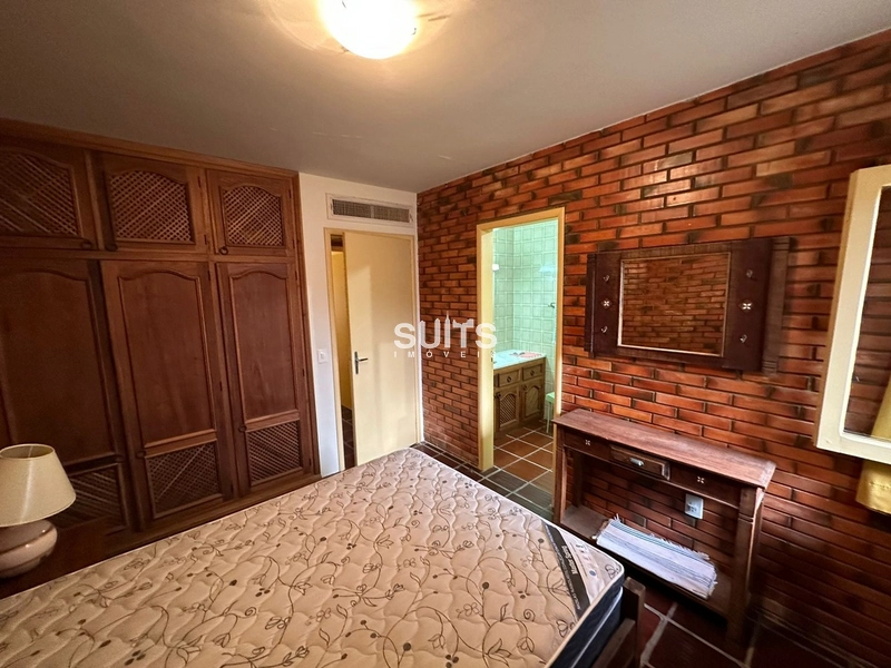 EXCELENTE CASA COM DOIS TERRENOS: 29ª foto da galeria de imagens do imóvel