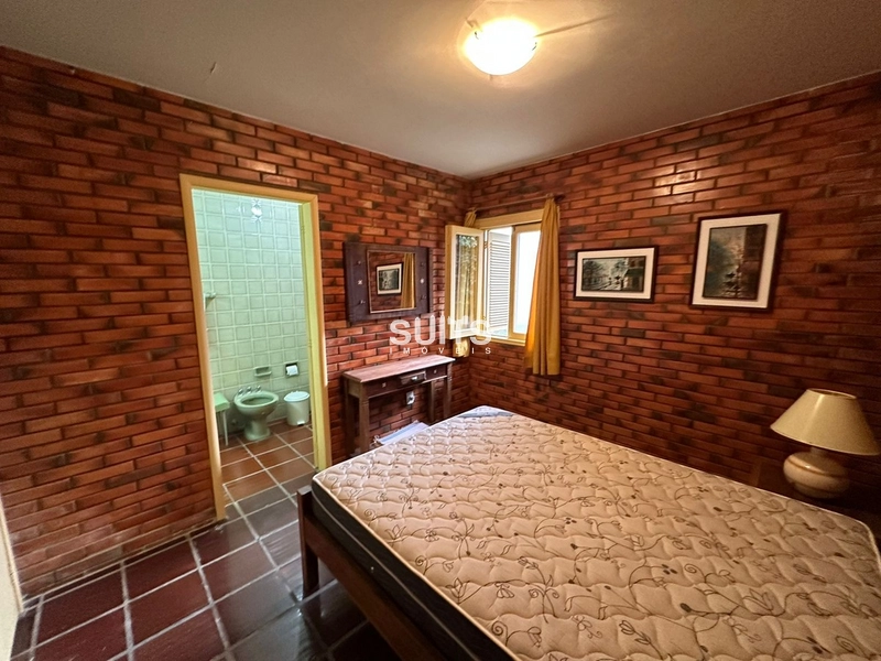 EXCELENTE CASA COM DOIS TERRENOS: 27ª foto da galeria de imagens do imóvel