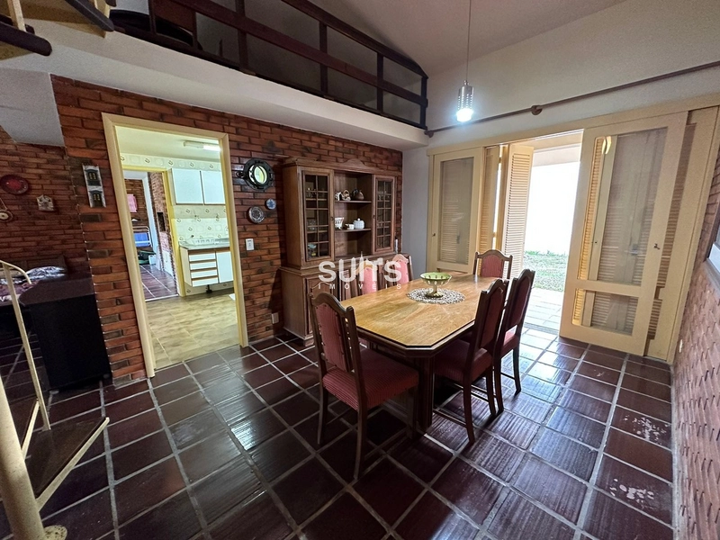 EXCELENTE CASA COM DOIS TERRENOS: 12ª foto da galeria de imagens do imóvel