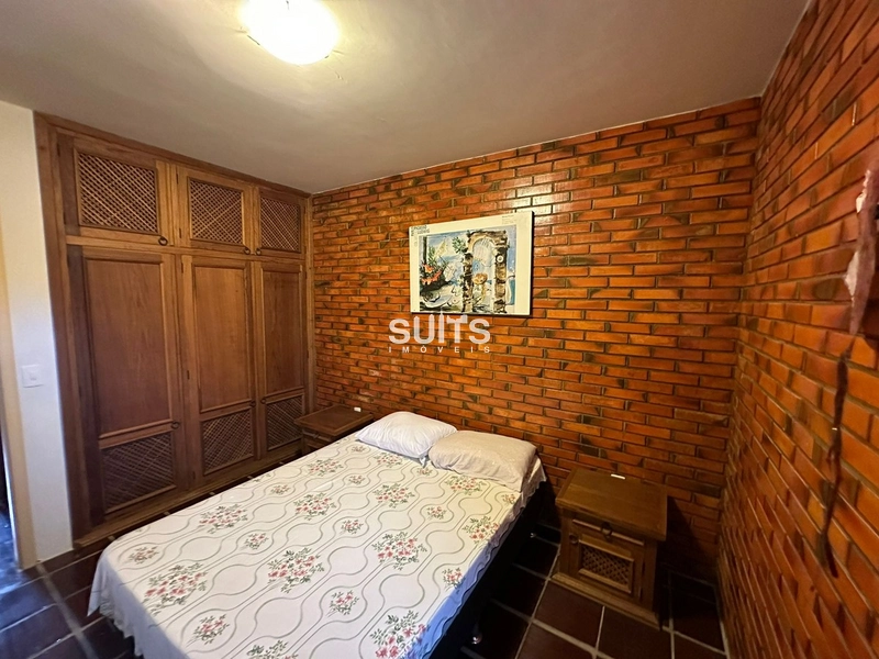 EXCELENTE CASA COM DOIS TERRENOS: 25ª foto da galeria de imagens do imóvel