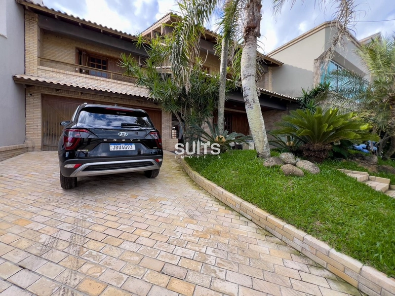 Excelente sobrado a poucos metros do mar no Centro de Xangri-Lá: 1ª foto da galeria de imagens do imóvel