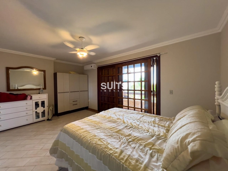 Excelente sobrado a poucos metros do mar no Centro de Xangri-Lá: 6ª foto da galeria de imagens do imóvel