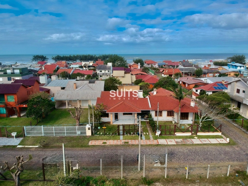 Excelente casa à poucos metros do mar na praia de Rainha do Mar: 3ª foto da galeria de imagens do imóvel