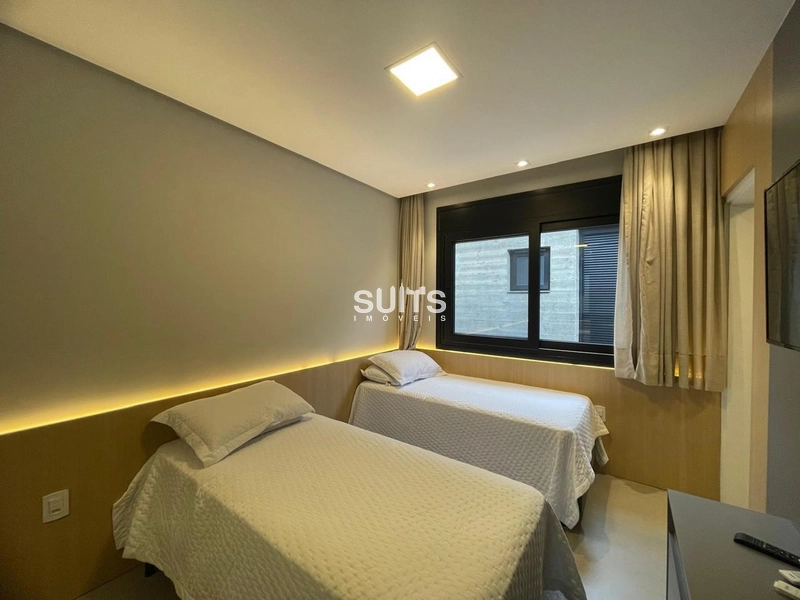 Lindíssimo sobrado beira lago à venda no condomínio Sense: 49ª foto da galeria de imagens do imóvel