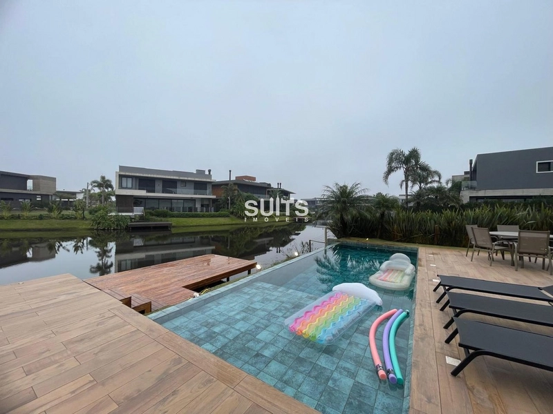 Lindíssimo sobrado beira lago à venda no condomínio Sense: 29ª foto da galeria de imagens do imóvel