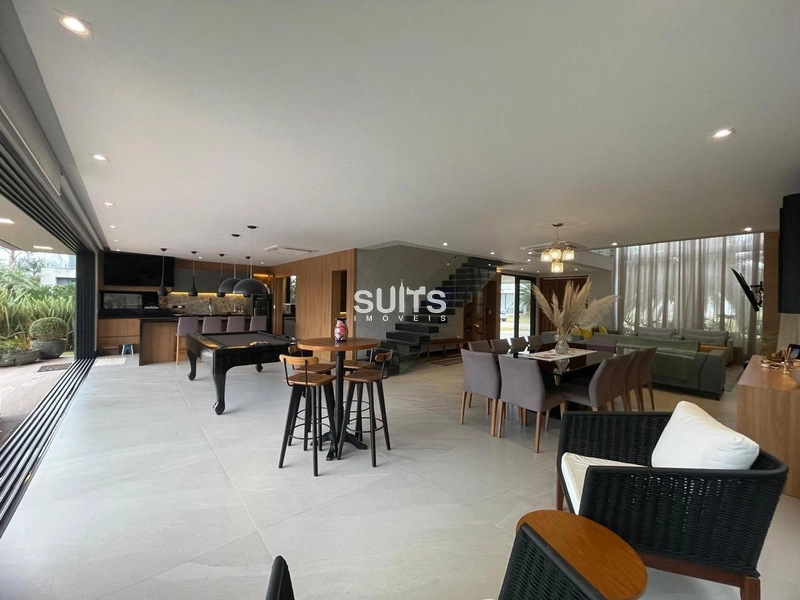 Lindíssimo sobrado beira lago à venda no condomínio Sense: 6ª foto da galeria de imagens do imóvel