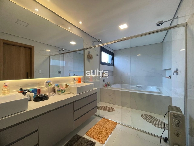 Lindíssimo sobrado beira lago à venda no condomínio Sense: 54ª foto da galeria de imagens do imóvel