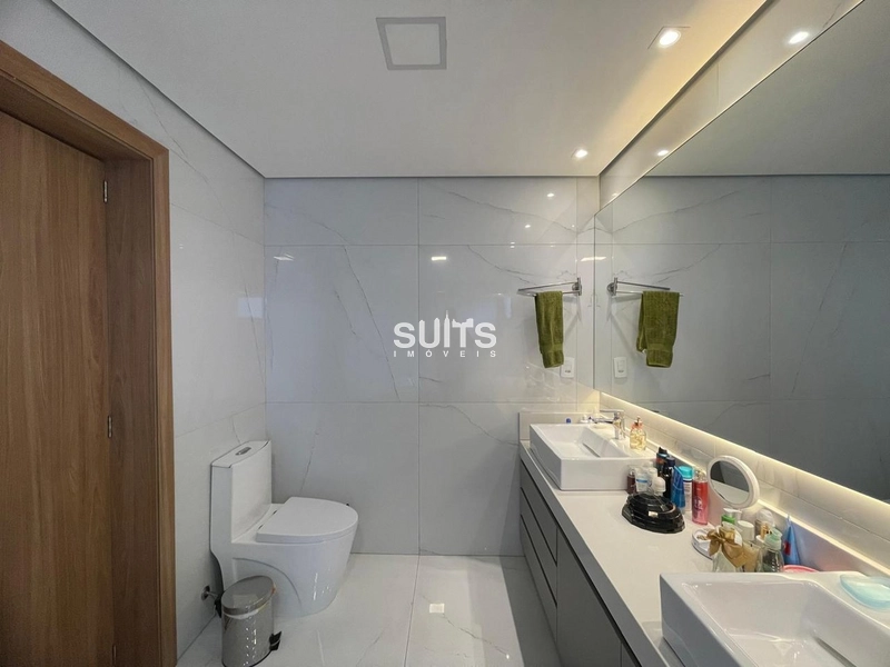 Lindíssimo sobrado beira lago à venda no condomínio Sense: 46ª foto da galeria de imagens do imóvel