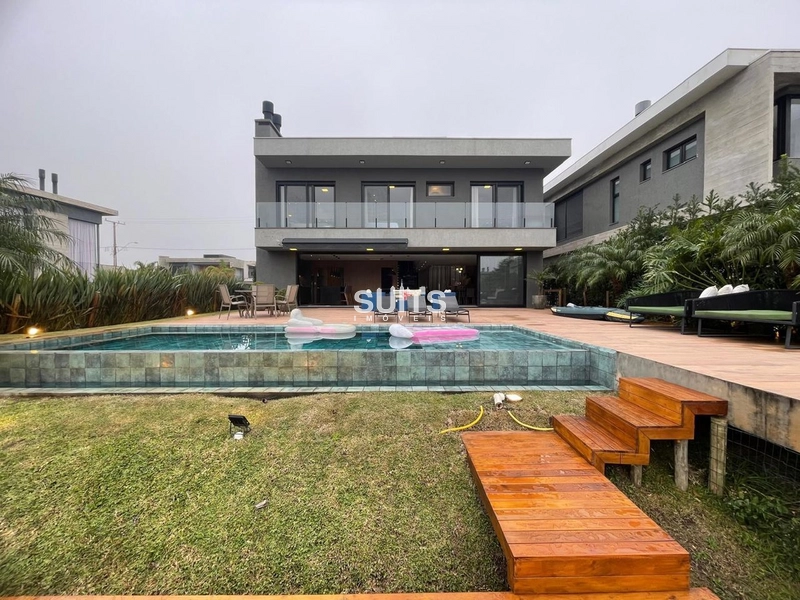 Lindíssimo sobrado beira lago à venda no condomínio Sense: 23ª foto da galeria de imagens do imóvel