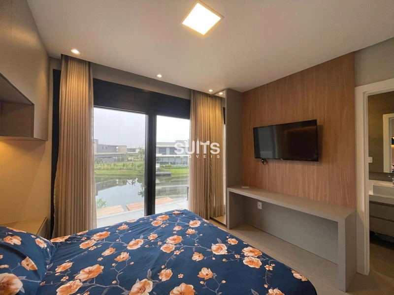 Lindíssimo sobrado beira lago à venda no condomínio Sense: 37ª foto da galeria de imagens do imóvel