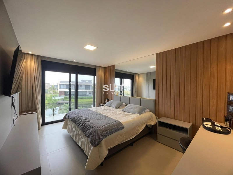 Lindíssimo sobrado beira lago à venda no condomínio Sense: 53ª foto da galeria de imagens do imóvel