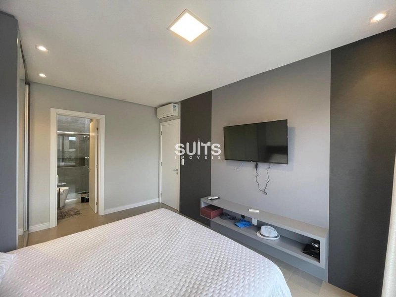 Lindíssimo sobrado beira lago à venda no condomínio Sense: 47ª foto da galeria de imagens do imóvel