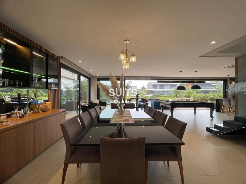 Lindíssimo sobrado beira lago à venda no condomínio Sense: 4ª foto da galeria de imagens do imóvel