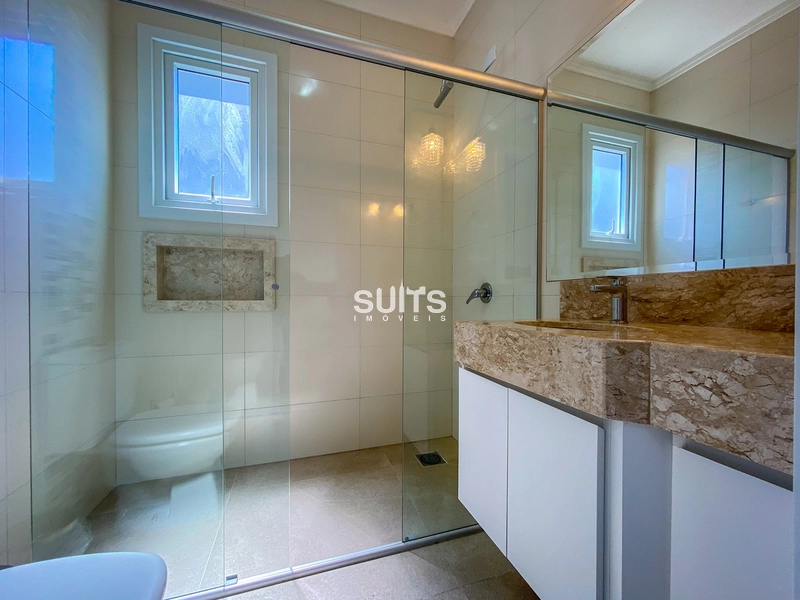 Incrível casa térrea beira lago no condomínio Enseada: 29ª foto da galeria de imagens do imóvel