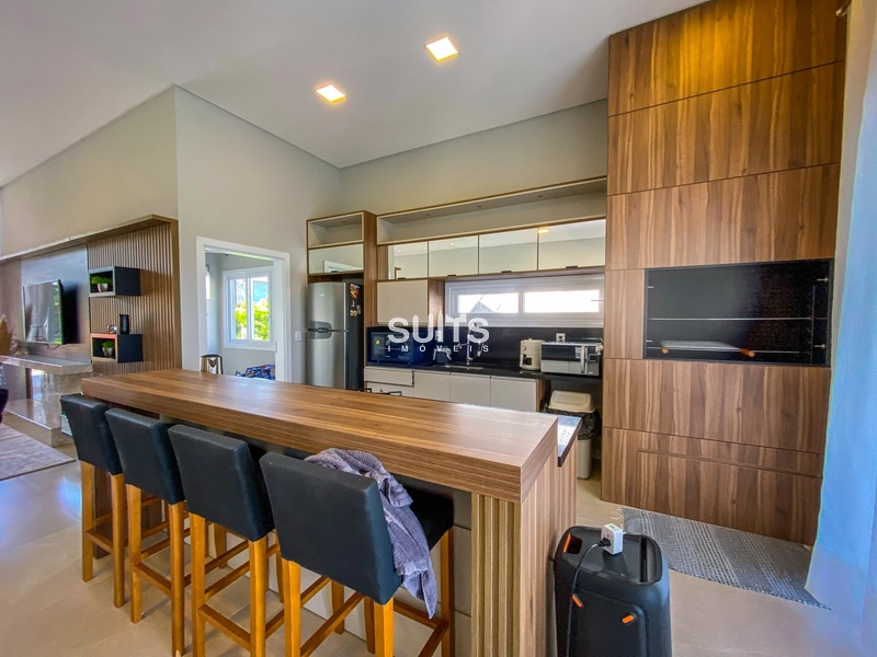 Incrível casa térrea beira lago no condomínio Enseada: 11ª foto da galeria de imagens do imóvel