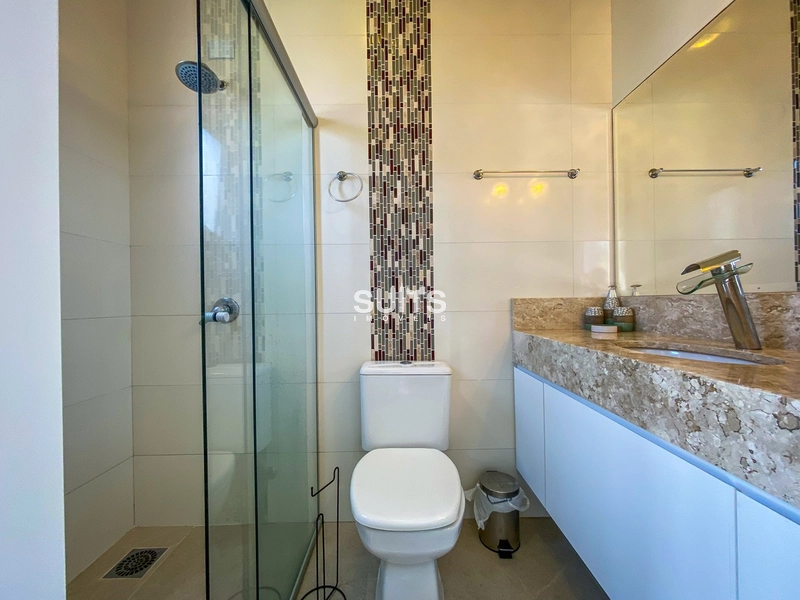 Incrível casa térrea beira lago no condomínio Enseada: 17ª foto da galeria de imagens do imóvel