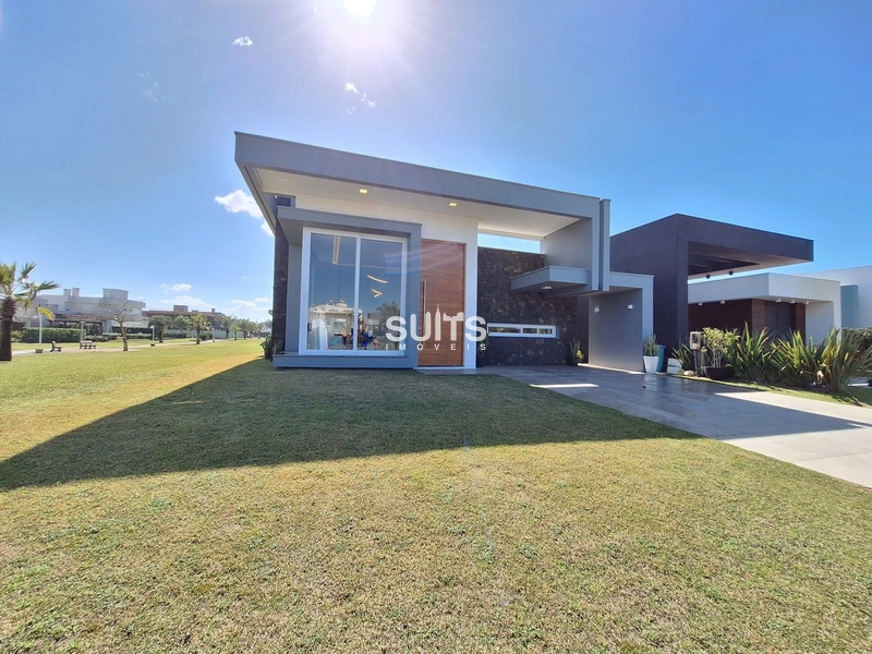 Excelente casa à venda no Riviera: 1ª foto da galeria de imagens do imóvel