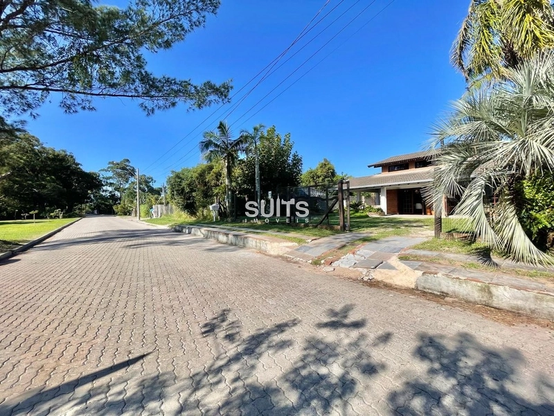 Excelente sobrado à venda em Atlântida!!: 2ª foto da galeria de imagens do imóvel