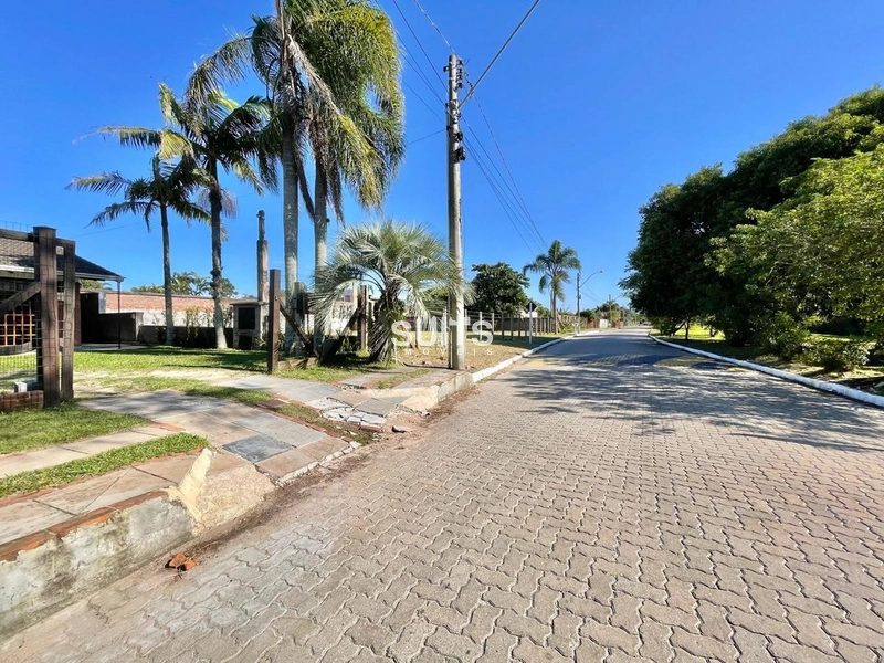 Excelente sobrado à venda em Atlântida!!: 1ª foto da galeria de imagens do imóvel