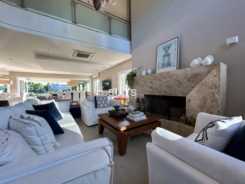 Lindo sobrado Beira-Lago à venda no Condomínio Bosques de Atlântida: 9ª foto da galeria de imagens do imóvel