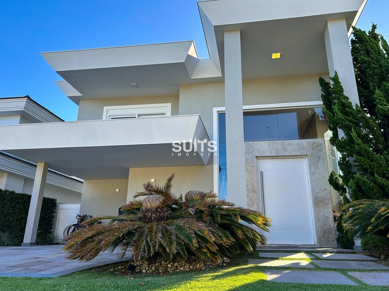 Lindo sobrado Beira-Lago à venda no Condomínio Bosques de Atlântida: 3ª foto da galeria de imagens do imóvel