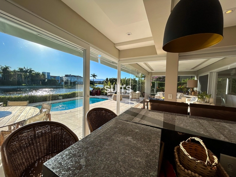 Lindo sobrado Beira-Lago à venda no Condomínio Bosques de Atlântida: 39ª foto da galeria de imagens do imóvel