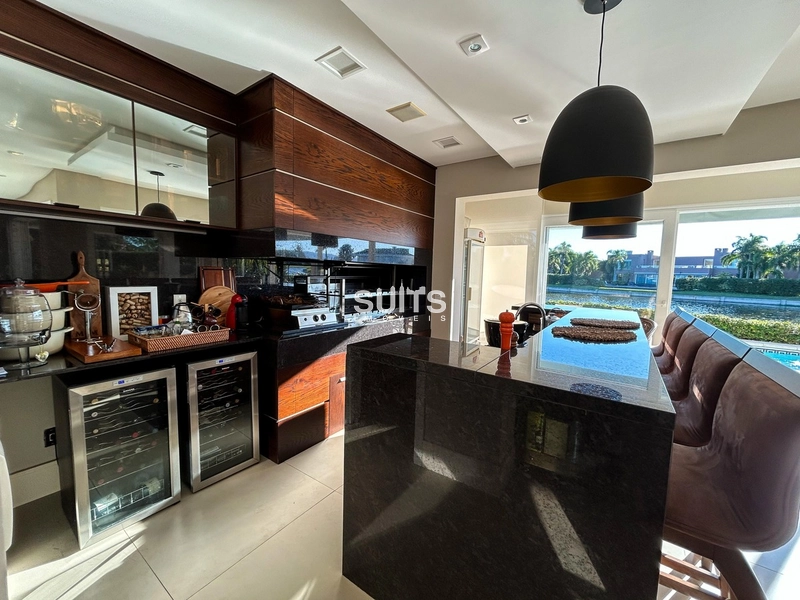 Lindo sobrado Beira-Lago à venda no Condomínio Bosques de Atlântida: 29ª foto da galeria de imagens do imóvel