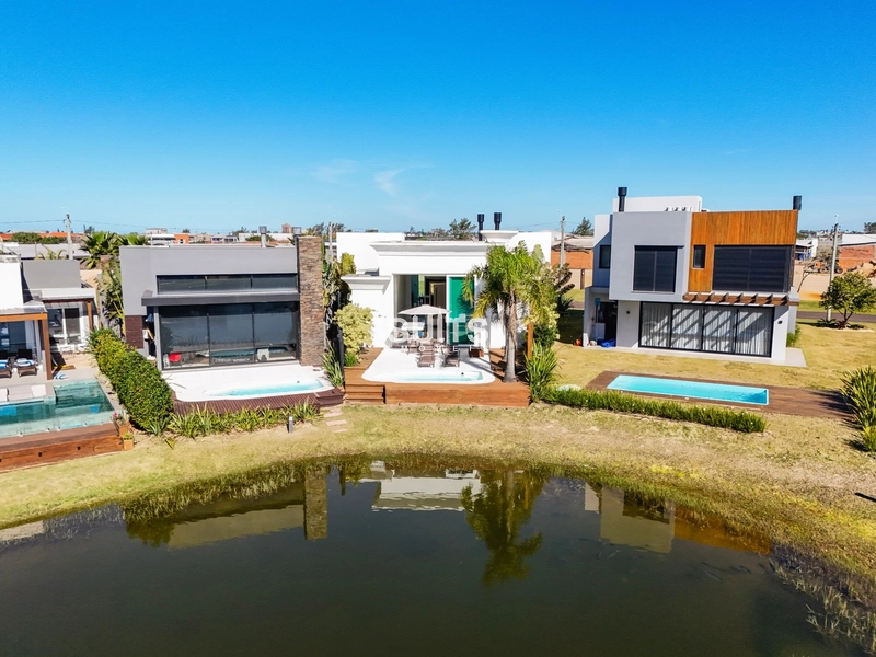 Magnífica casa no condomínio Riviera: 8ª foto da galeria de imagens do imóvel