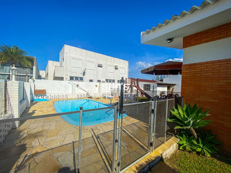 Ótima casa em excelente localização na praia de Atlântida: 30ª foto da galeria de imagens do imóvel