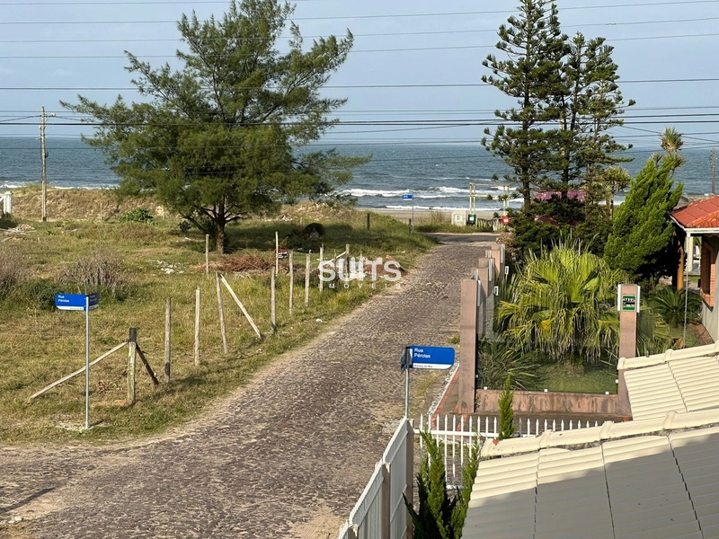 Excelente Sobrado á poucos metros do mar em Rainha do mar: 6ª foto da galeria de imagens do imóvel