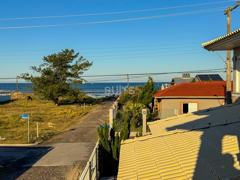 Excelente Sobrado á poucos metros do mar em Rainha do mar: 27ª foto da galeria de imagens do imóvel