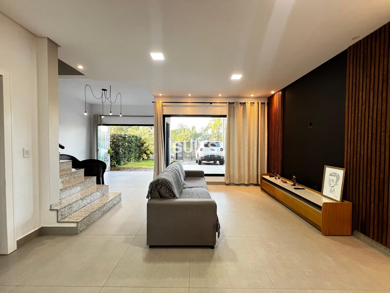 Excelente duplex à venda no Centro: 8ª foto da galeria de imagens do imóvel