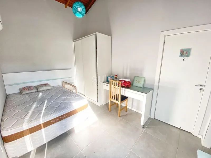 Belíssimo sobrado à 01 quadra do mar no Centro de Xangri-Lá: 23ª foto da galeria de imagens do imóvel