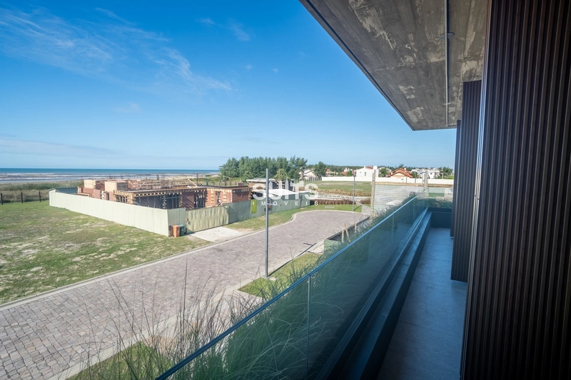 Belíssimo sobrado à venda no condomínio Los Cobos em Xangri-lá: 28ª foto da galeria de imagens do imóvel