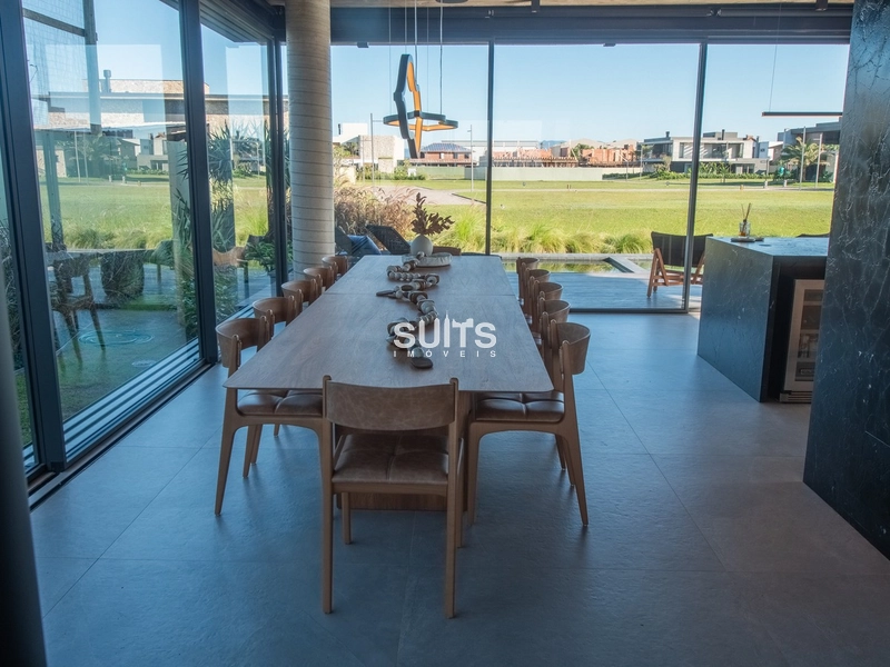 Belíssimo sobrado à venda no condomínio Los Cobos em Xangri-lá: 11ª foto da galeria de imagens do imóvel