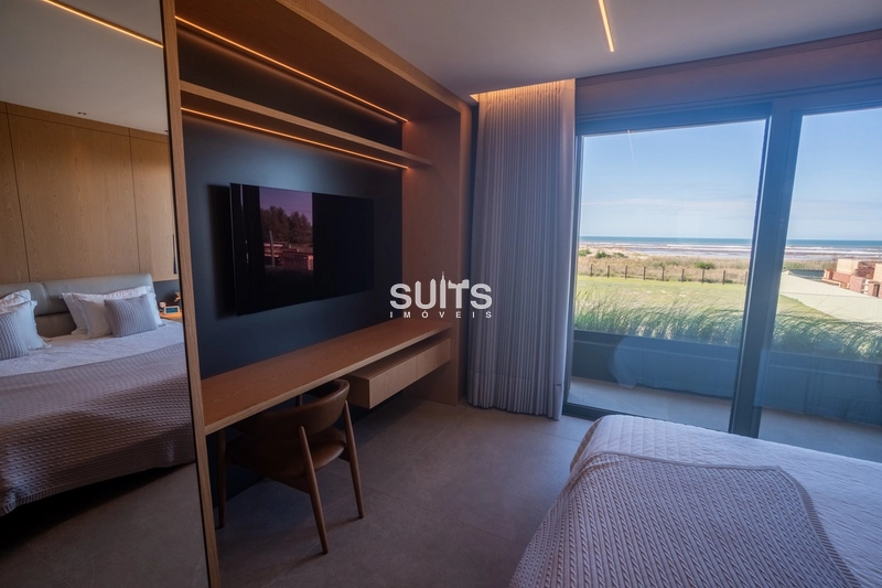 Belíssimo sobrado à venda no condomínio Los Cobos em Xangri-lá: 30ª foto da galeria de imagens do imóvel