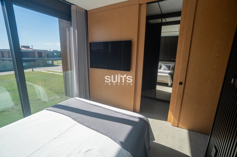 Belíssimo sobrado à venda no condomínio Los Cobos em Xangri-lá: 38ª foto da galeria de imagens do imóvel