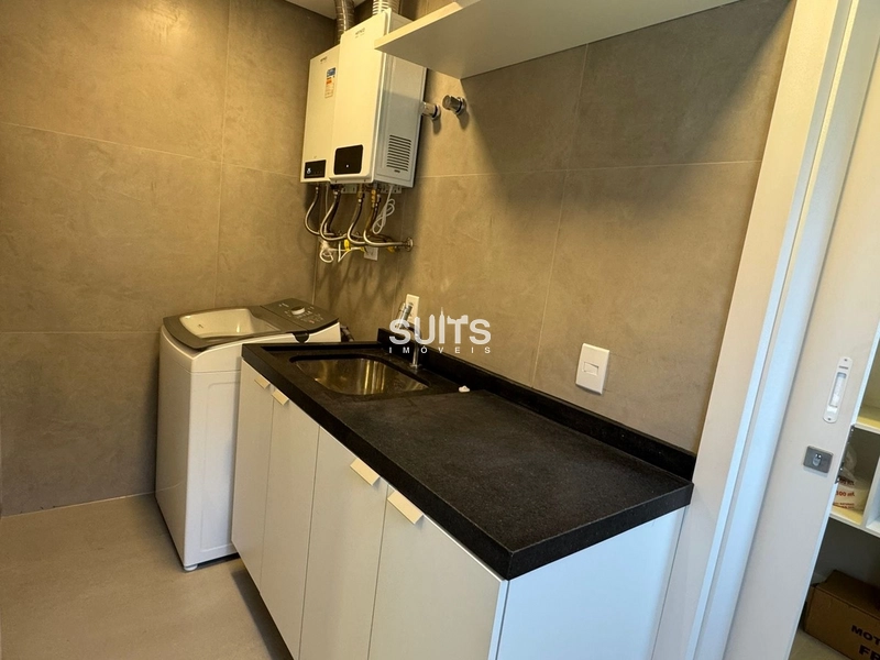 Lindo sobrado com 5 suítes e piscina, no condomínio SUNSET: 34ª foto da galeria de imagens do imóvel